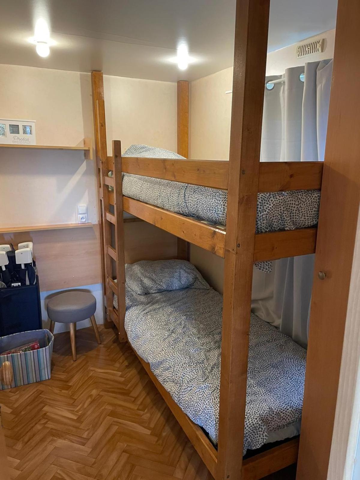 Cabanon Grenouille - Le Pal Saint-Martin-des-Lais エクステリア 写真